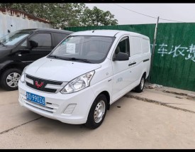 五菱荣光面包车2021年新款(五菱荣光面包车2021年新款多少钱)