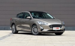 【福特新福克斯三厢价格,福特福克斯三厢2019款图片】