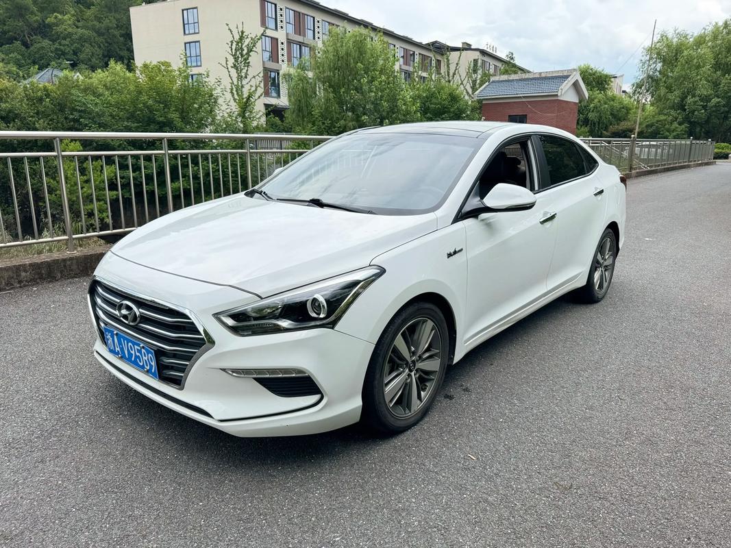 现代名图2022款报价及图片大全(现代名图最新款报价及图片)