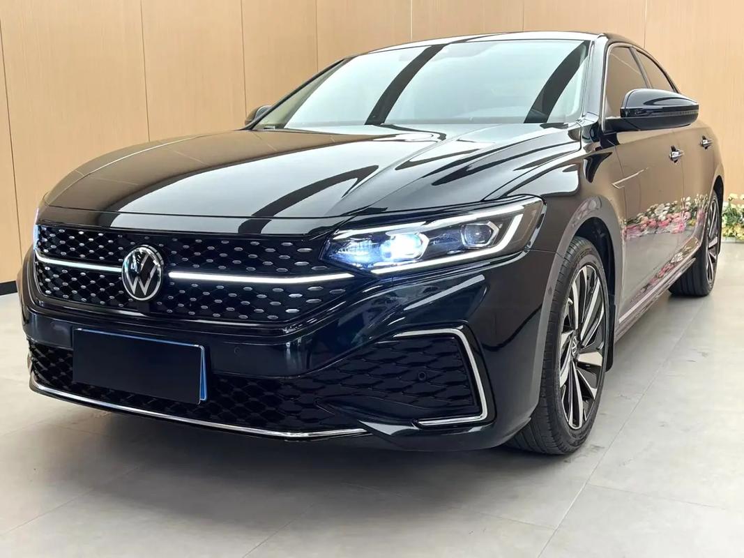 帕萨特2022款报价及图片汽车之家 帕萨特报价及图片参数