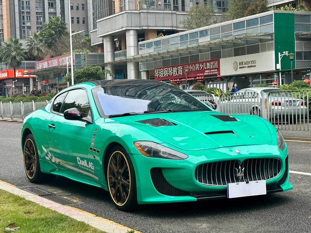 玛莎拉蒂gt和gts区别(玛莎拉蒂gts和mc有什么区别)