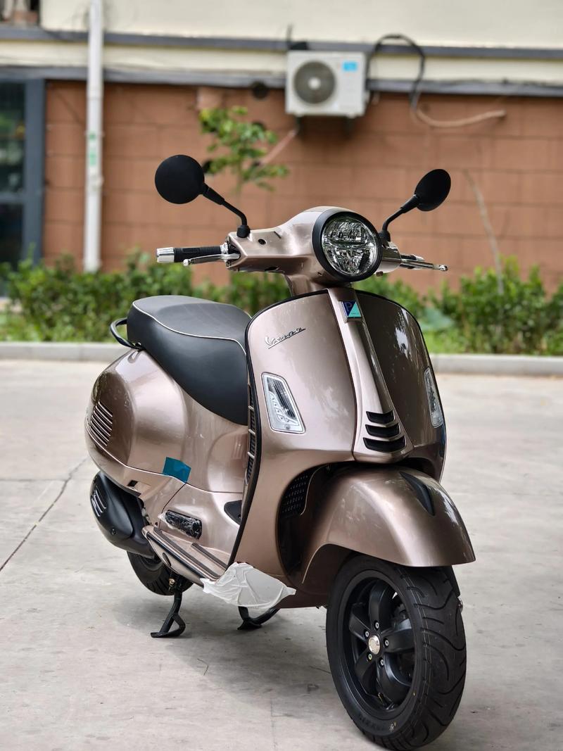 踏板摩托车价格/维斯帕300踏板摩托车价格