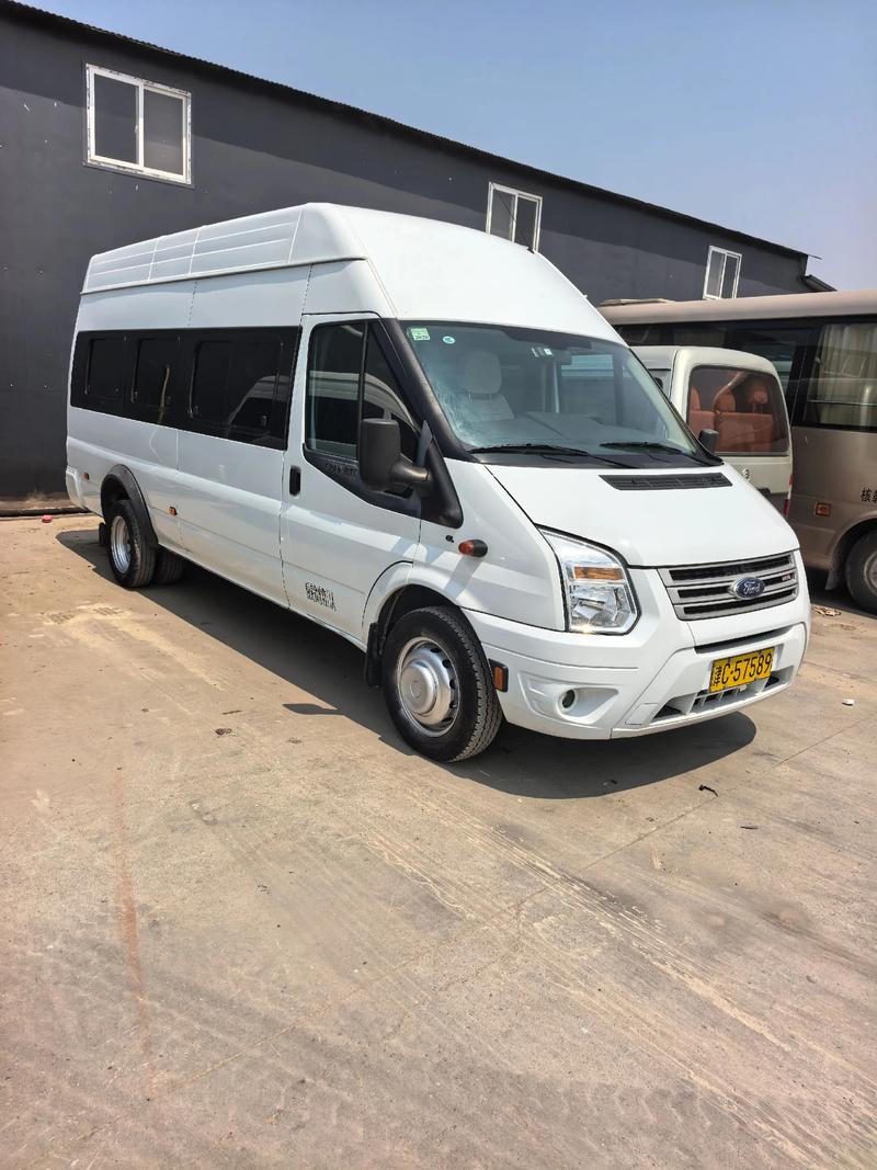 江铃全顺17座价格图片 江铃全顺17座中型客车价格