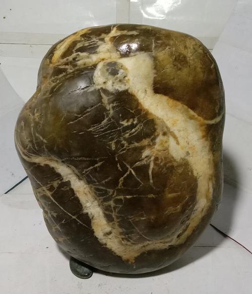 奔奔石是什么材质/奔奔石百科