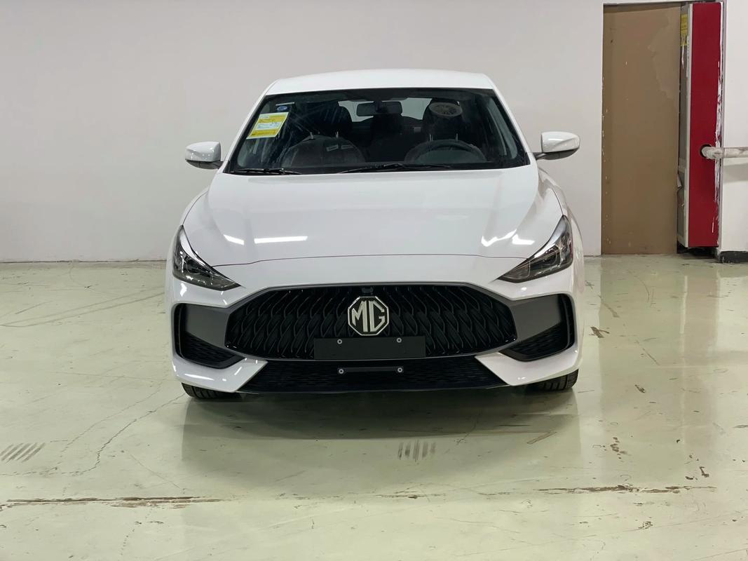 名爵全部车型报价及图片(名爵报价及图片2019款)