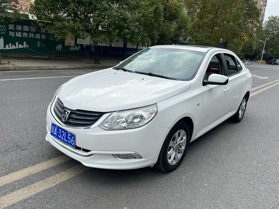 宝骏630六座报价及图片,宝骏630suv报价及图片