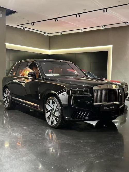 库里南是什么牌子的车(库里南是什么车多少钱一辆)