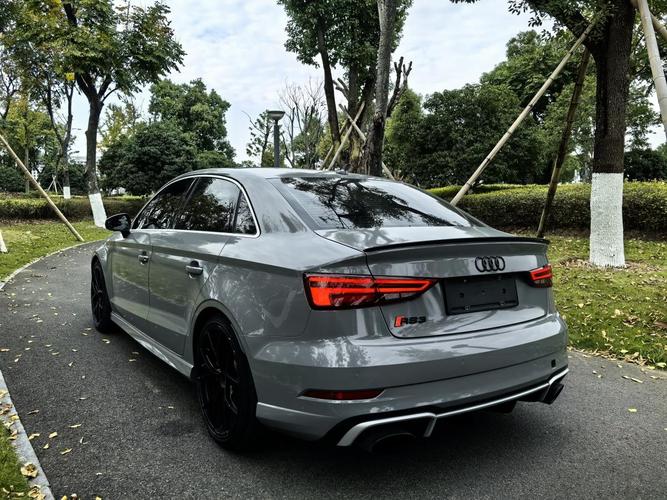 奥迪rs3真实价格,奥迪rs3真实价格图片