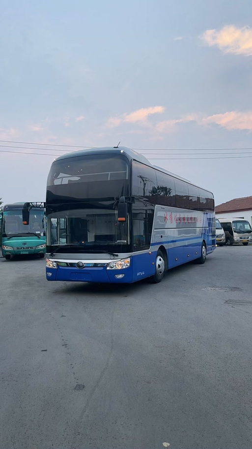 宇通65座大巴车 宇通60座大巴