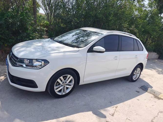 大众桑塔纳两厢新款价格及图片/大众桑塔纳两厢车图片